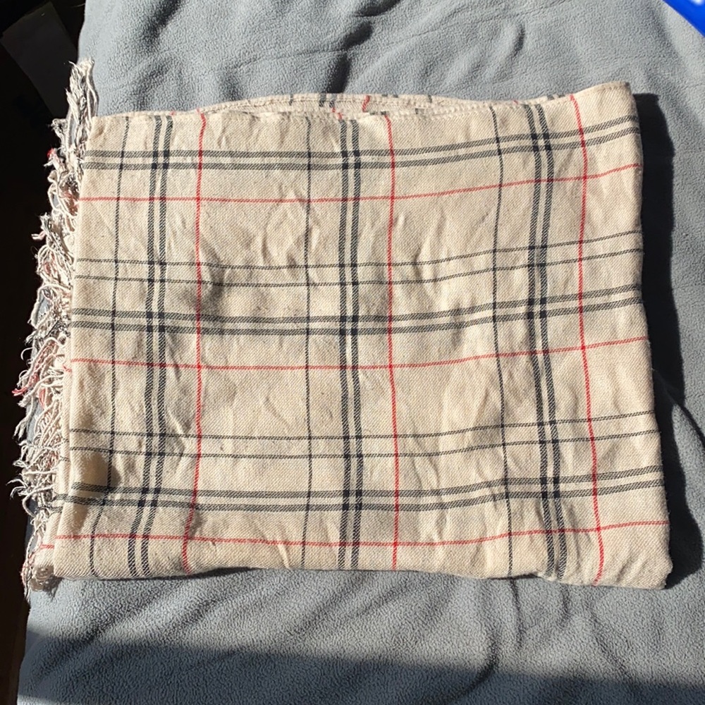 Plaid Scarf w/ Fringe